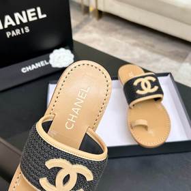 Сандалии CHANEL 26P с плетением виде 