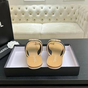Сандалии CHANEL 26P с плетением виде 