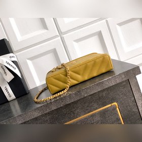 Зеленая сумка CHANEL 26ss LP с нежно-з