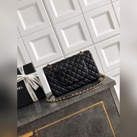 Классическая модель из коллекции 2.55 