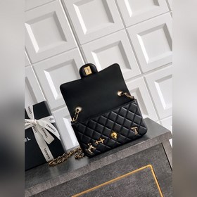 Классическая сумка CHANEL CF с металли