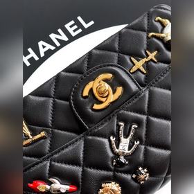 Классическая сумка CHANEL CF с металли