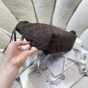 5227 CHANEL Черная сумка-мешочек, клас