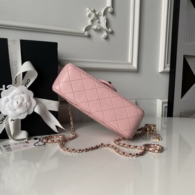 Chanel 26C в светло-золотом цвете с ве