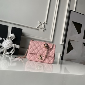 Светло-золотая сумка Chanel 26C с вели