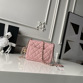 Светло-золотая сумка Chanel 26C с вели