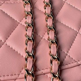 Светло-золотая сумка Chanel 26C с вели