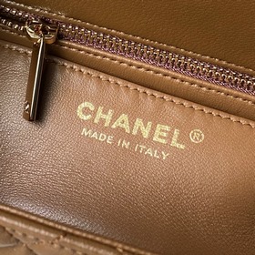 Светло-золотая сумка Chanel 26C с вели