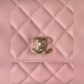 Новинка CHANEL 26c COCOHANDLE — малень