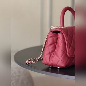 Новинка CHANEL 26c COCOHANDLE — малень