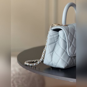Новинка CHANEL 26c COCOHANDLE — малень