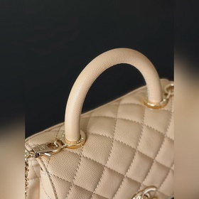 Новинка CHANEL 26c COCOHANDLE — малень