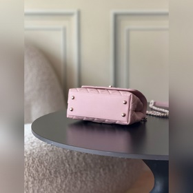Новинка CHANEL 26c COCOHANDLE — малень