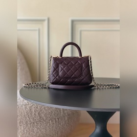 Новинка CHANEL 26c COCOHANDLE — малень