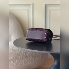 Новинка CHANEL 26c COCOHANDLE — малень