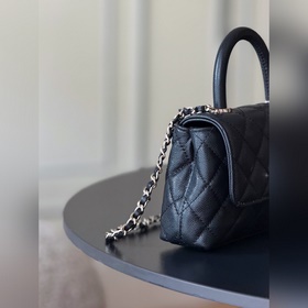 Новинка CHANEL 26COCOHANDLE mini — ч
