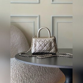 Новинка CHANEL 26COCOHANDLE mini — с