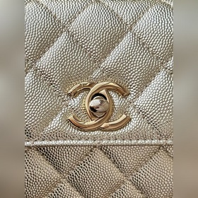 Новинка CHANEL 26COCOHANDLE mini — с