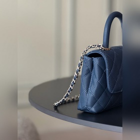 Новинка CHANEL 26COCOHANDLE mini — с
