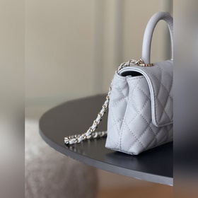 Новинка CHANEL 26COCOHANDLE mini — с