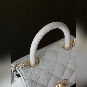 Новинка CHANEL 26COCOHANDLE mini — с
