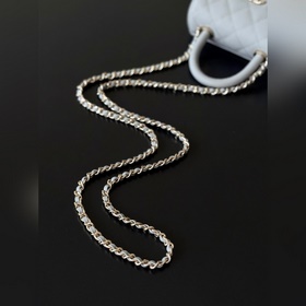 Новинка CHANEL 26COCOHANDLE mini — с