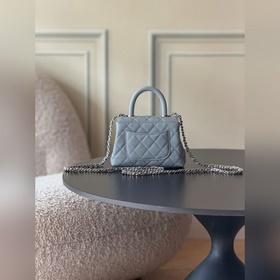 Новинка CHANEL 26COCOHANDLE mini — с