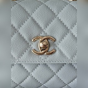 Новинка CHANEL 26COCOHANDLE mini — с
