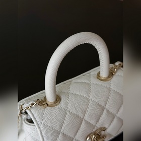 Новинка CHANEL 26COCOHANDLE mini — с