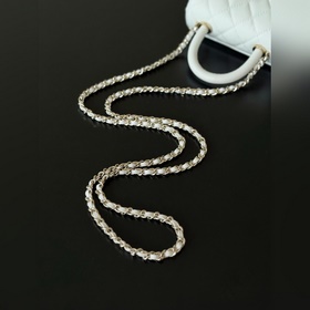 Новинка CHANEL 26COCOHANDLE mini — с