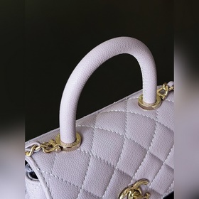 Новинка CHANEL 26COCOHANDLE mini — с