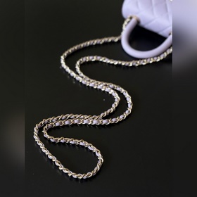 Новинка CHANEL 26COCOHANDLE mini — с