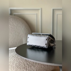 Новинка CHANEL 26c COCOHANDLE — малень
