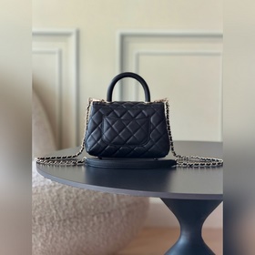Новинка CHANEL 26c COCOHANDLE — малень