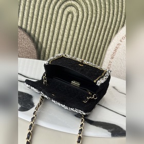 Chanel 25B, осень-зима, ограниченная с