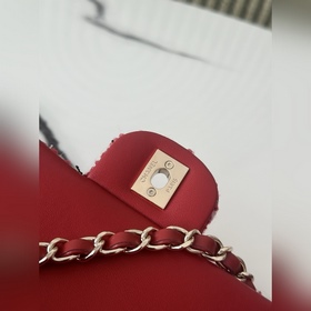 Chanel 25c, модель с подиума, красная 