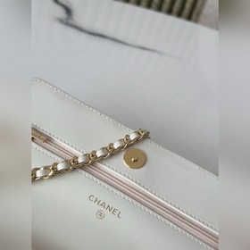 woc Сумка «Fai Cai» от Chanel, последн