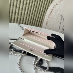 woc Сумка «Fai Cai» от Chanel, последн