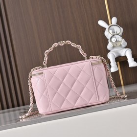 Сумка-коробка CHANEL с ручкой из цепоч