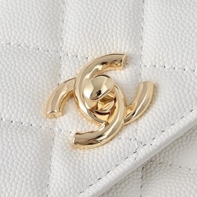 Сумка CHANEL 26P с черно-золотыми ручк