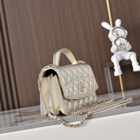 Новинка весны CHANEL 26C — двухслойная