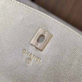 Новинка весны CHANEL 26C — двухслойная