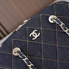 Серия Chanel 26P. Джинсовая сумка на ц