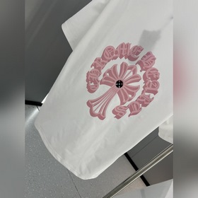 Мужская футболка с круглым вырезом и к
