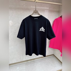 Chrome Hearts： новая коллекция весна-л
