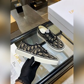 Dior · Новая коллекция низких кед с вы