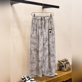 Новые брюки Fendi 2026 в стиле кэжуал,