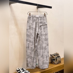 Новые брюки Fendi 2026 в стиле кэжуал,