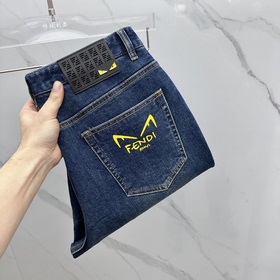Fendi： элитная одежда на заказ, новейш