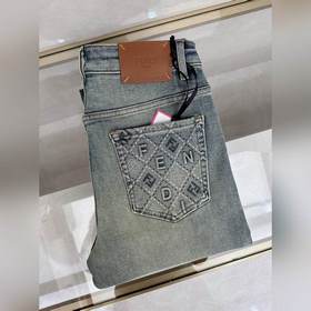 Новая весенняя коллекция Fendi 2026 уж